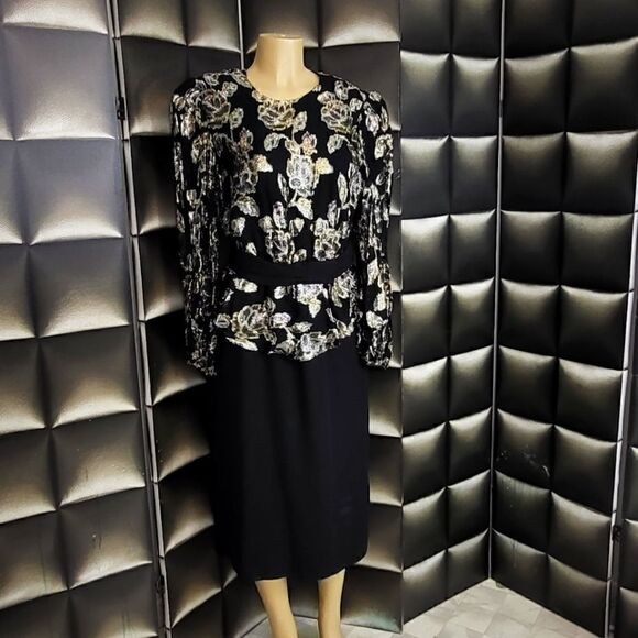 Patra vintage dress    - Picture 2 of 10